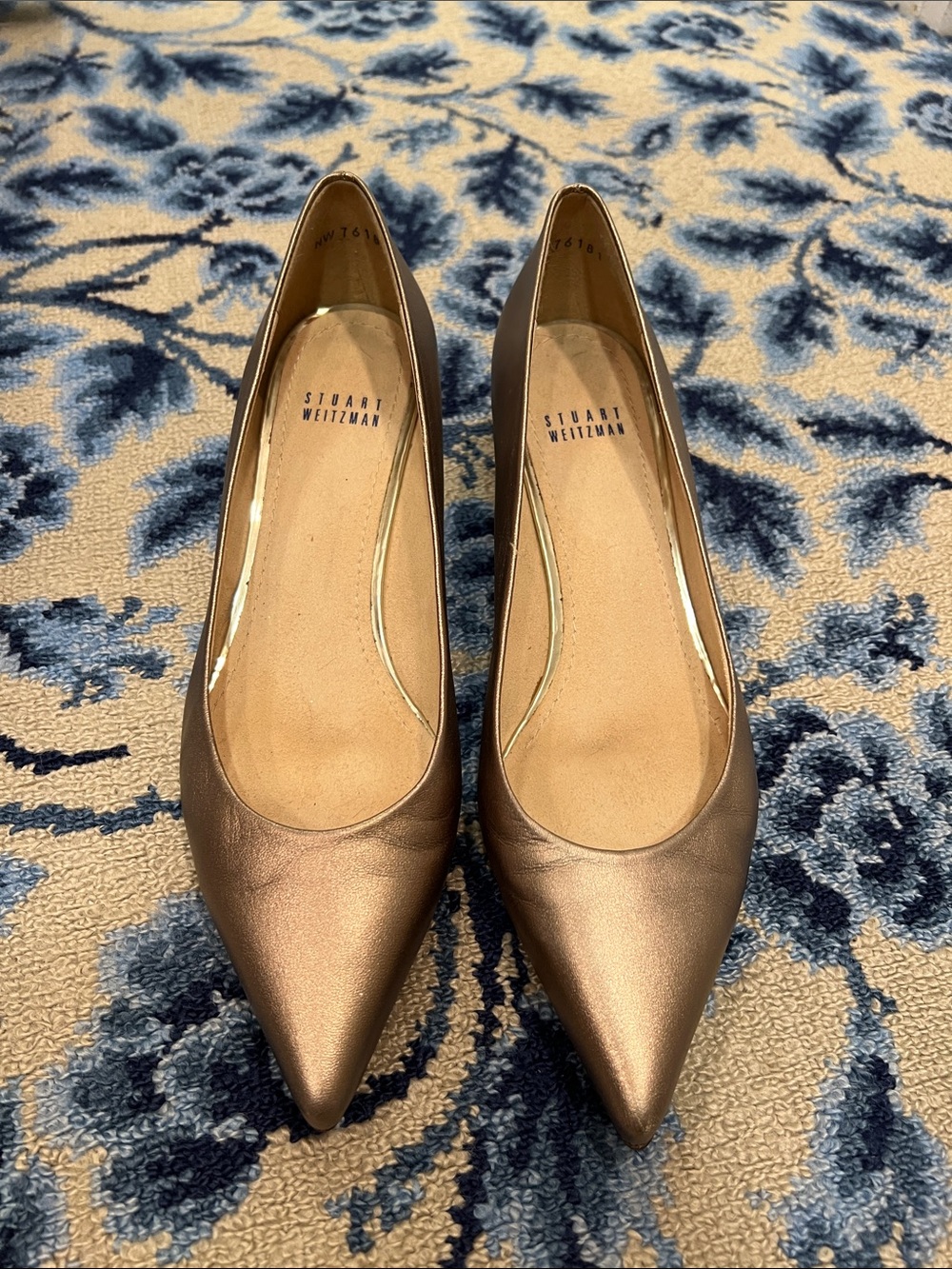 Stuart Weitzman Pointed Toe Metallic Gold Kitten Heels